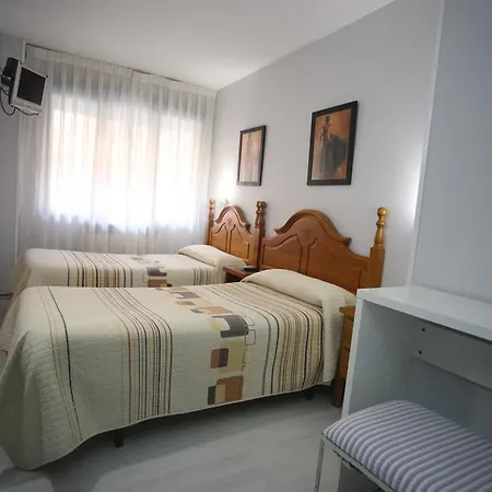 Santa Barbara Pensionat 3*